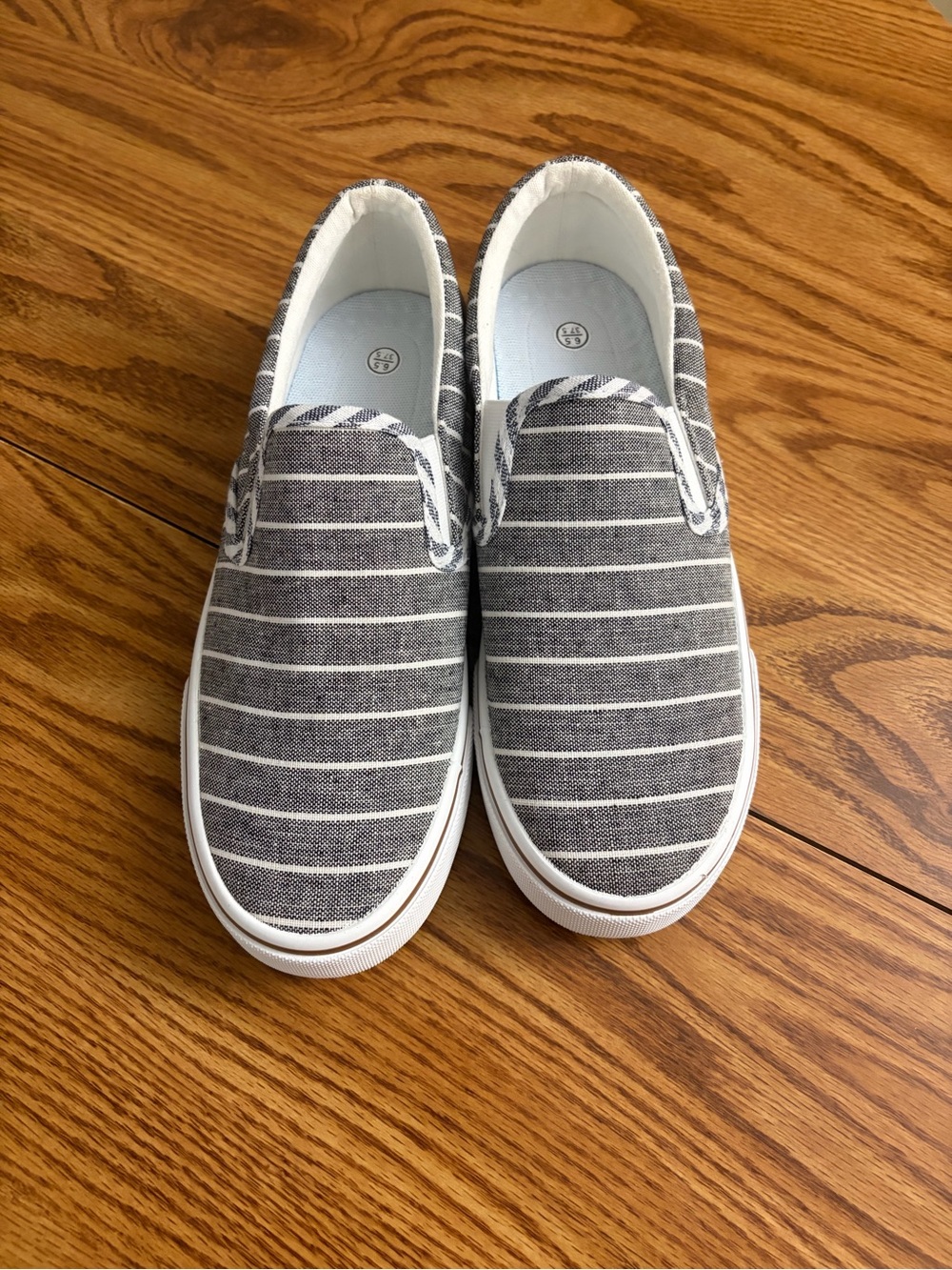 Striped Slip-On Canvas Sneakers in Gray and White